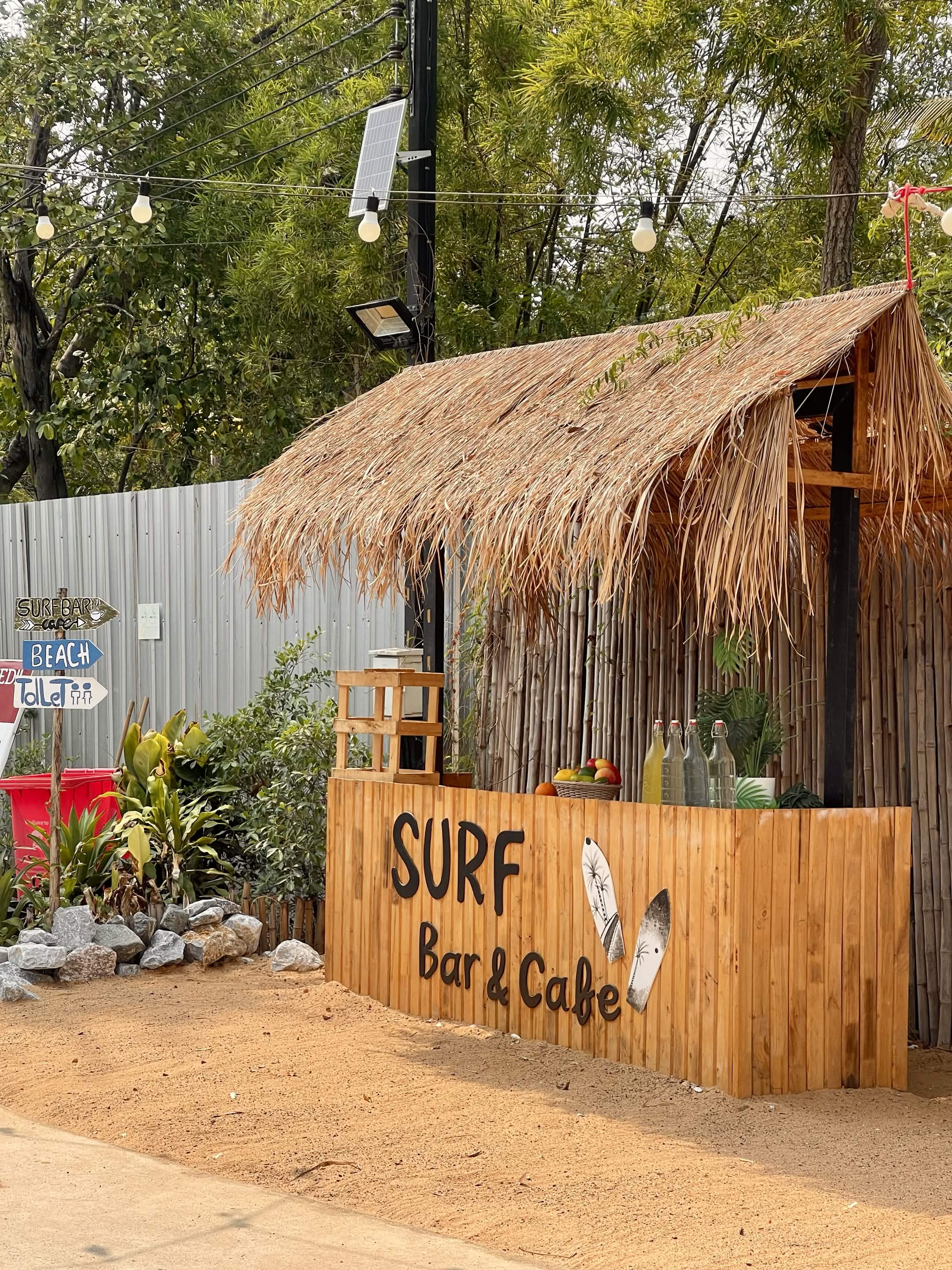Surf Bar&Cafe Drink 2